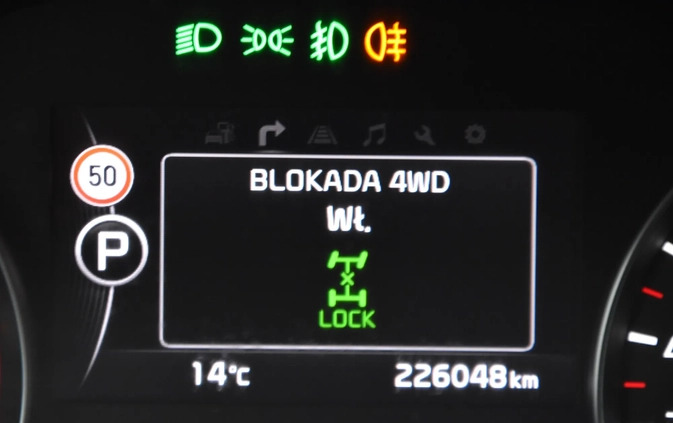 Kia Sportage cena 66900 przebieg: 200000, rok produkcji 2016 z Wojnicz małe 781